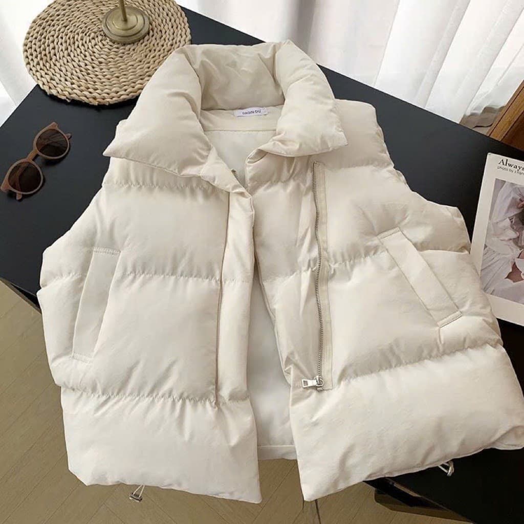 [Bigsize 60-90kg] Áo Khoác Phao Gile Cổ Bẻ Bigsize Dáng Dài Trẻ Trung Cá Tính Phong Cách Dễ Thương 2026