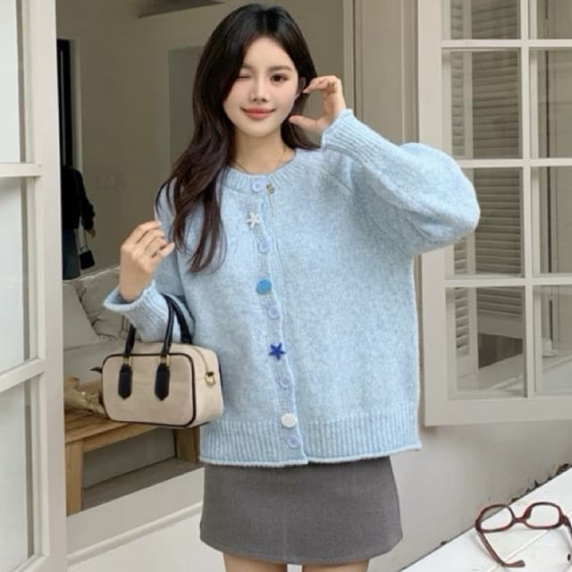 SẴN[Bigsize M-2XL] Áo khoác Cardigan nữ có Bigsize màu xanh nhạt nút sao biển 1 lớp siêu xinh mùa thu đông 2024