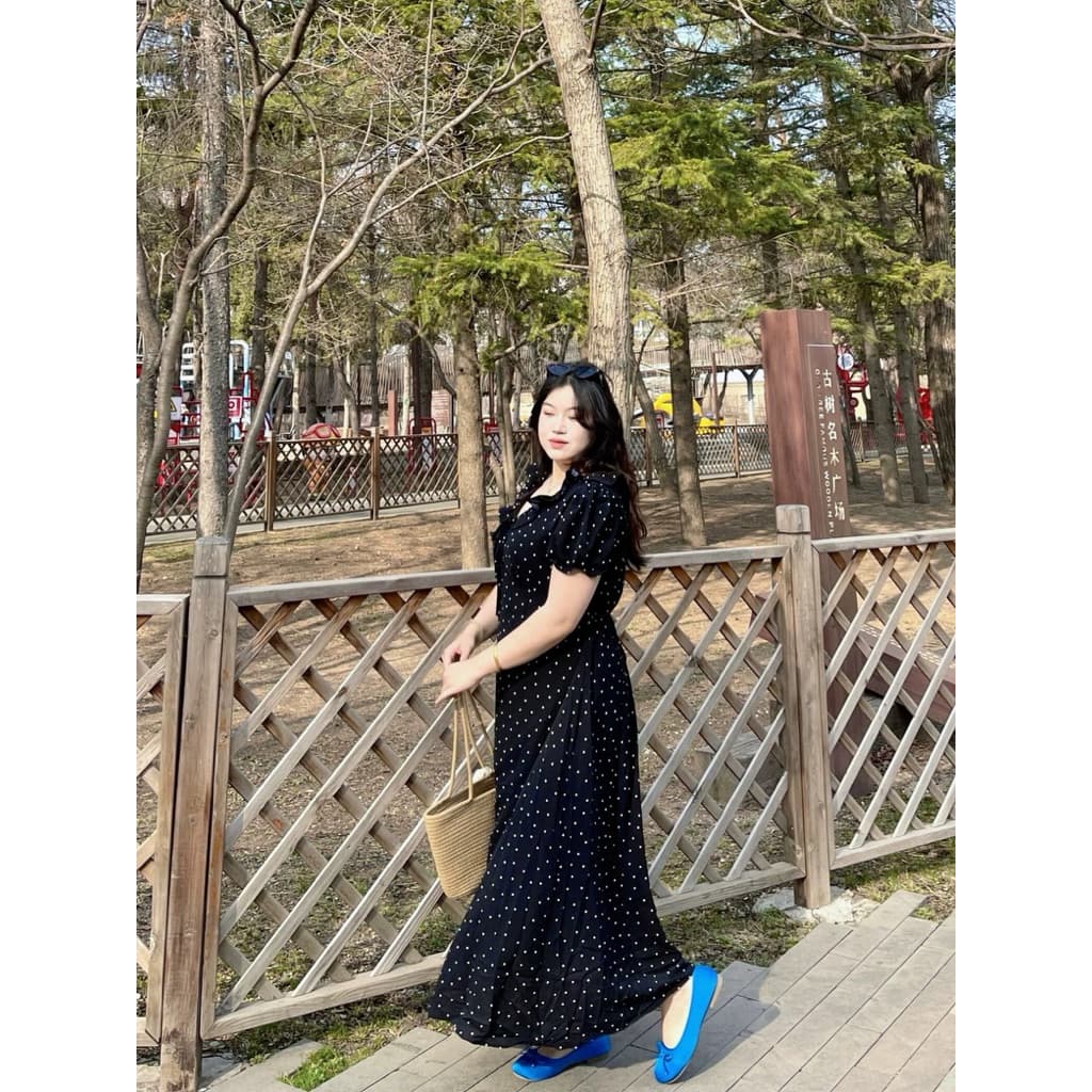SẴN 4XL [Bigsize L – 4XL] Đầm Maxi Bigsize Nữ Họa Tiết Chấm Bi Đen Tay Phồng Dáng Suông Phong Cách 2025