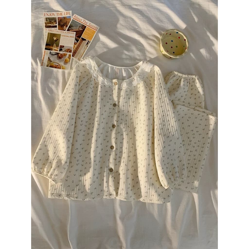 Sẵn [BIGSIZE L-4XL] Bộ Đồ Ngủ Bigsize Nữ Dày Dài Tay Phối Ren Bèo Hoạ Tiết Nơ Nhỏ Màu Be Ngọt Ngào Nữ Tính