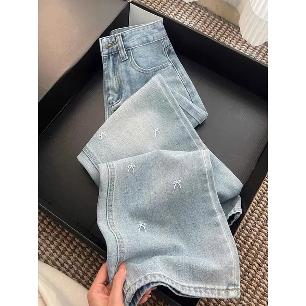 SẴN 25XL [Bigsize 55–95kg] Quần Jeans Bigsize Nữ Cạp Cao Ống Rộng – Hack Dáng 2025 Đi Chơi Đi Học Dễ Phối Đồ (8935)